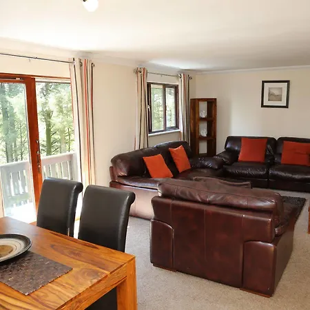 Colliford Tavern & 3*