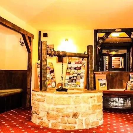 בית הארחה Colliford Tavern & 3*